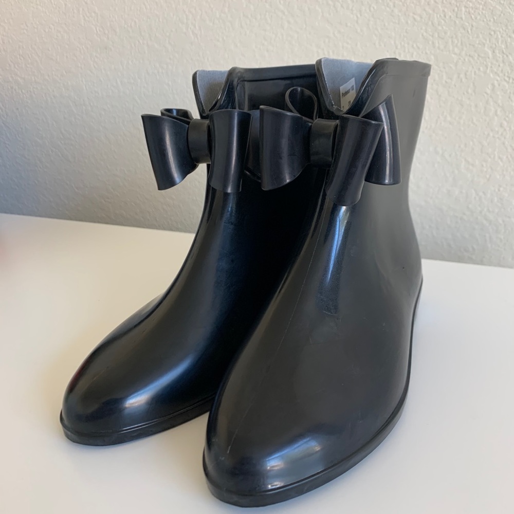 Henry Ferrera Ankle boots with bow